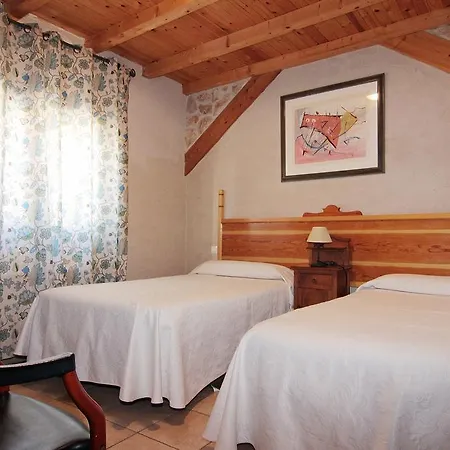 Turísticos Abuelos Apartamento Montemayor de Pililla