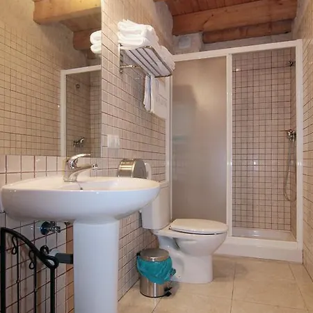 Apartamento Turísticos Abuelos Montemayor de Pililla