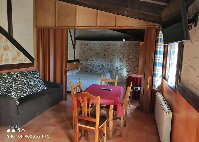 شقة Turisticos Abuelos Montemayor de Pililla