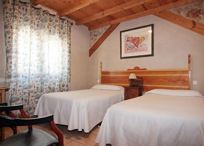 Turisticos Abuelos شقة Montemayor de Pililla